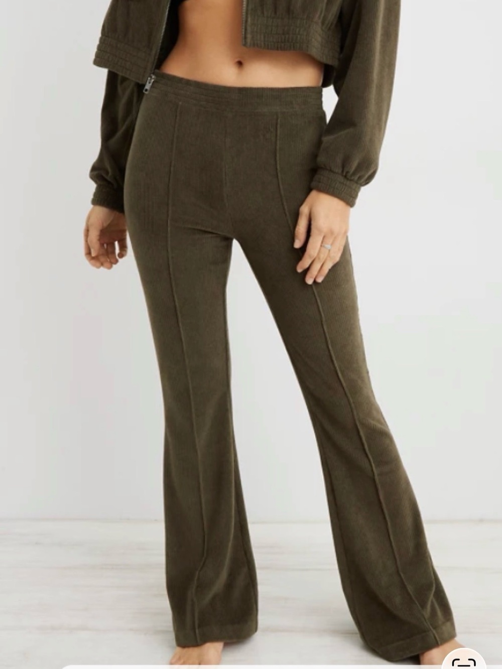 Aerie Groove-On Rib Velour Flare Pant